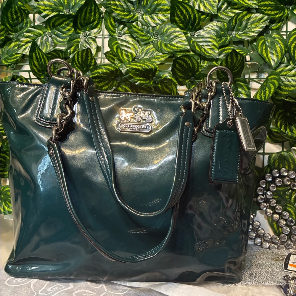 Coach Chelsea Hunter Green Patent Chain (Rare)